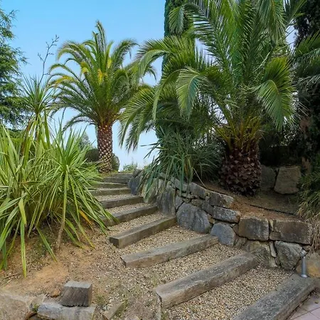 Villa House Lou Greou *