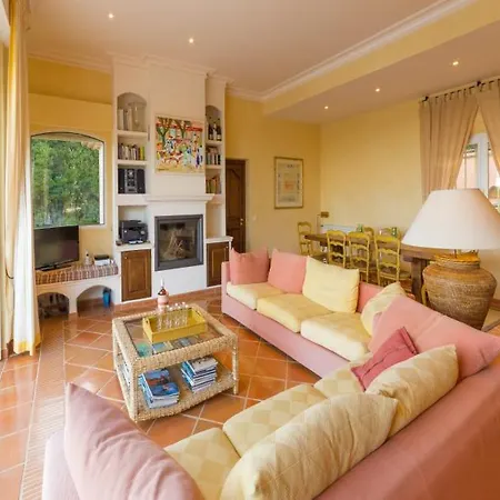 House Lou Greou Villa
